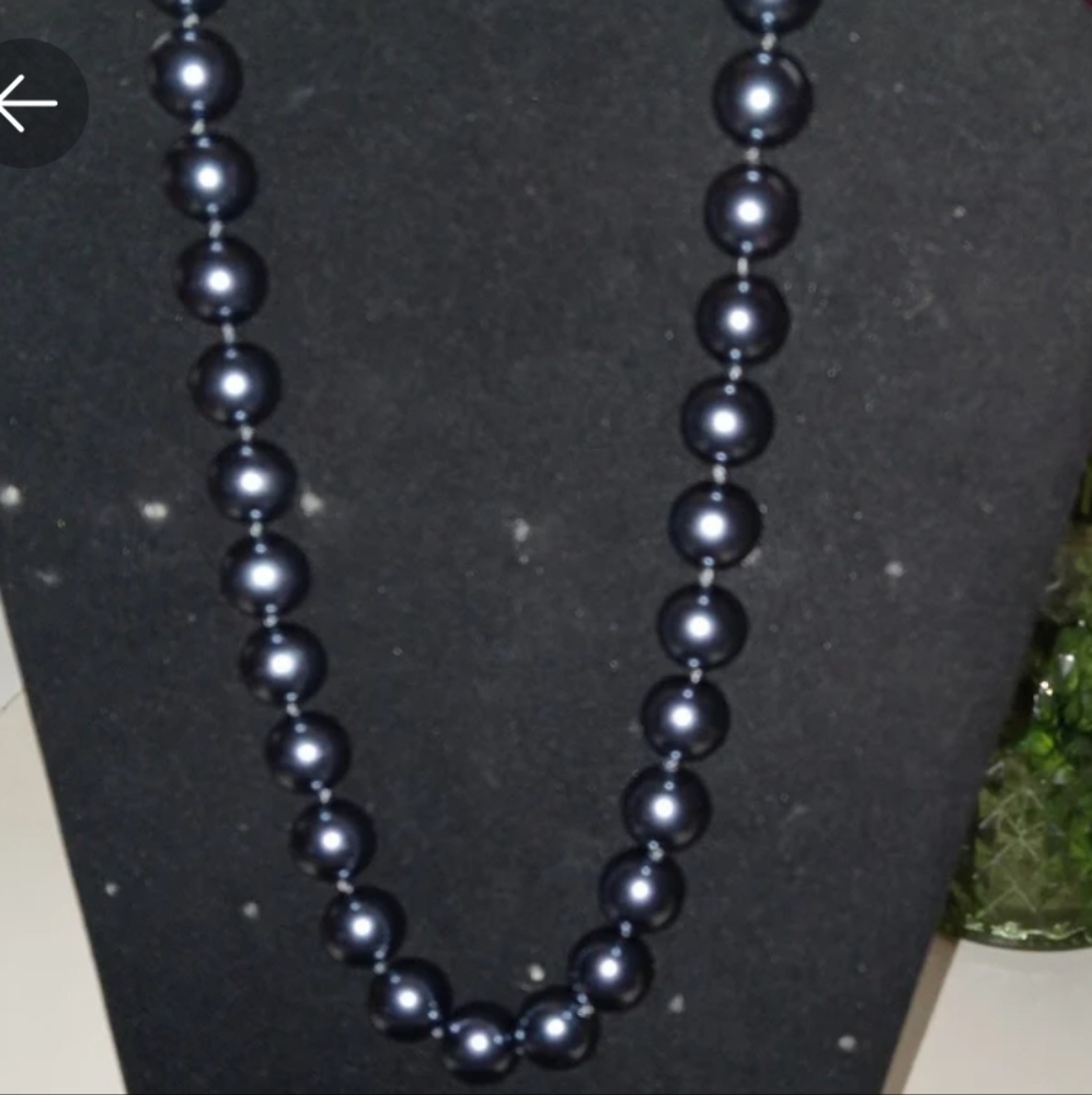 Unsigned Heidi Daus Faux Pearl Necklace